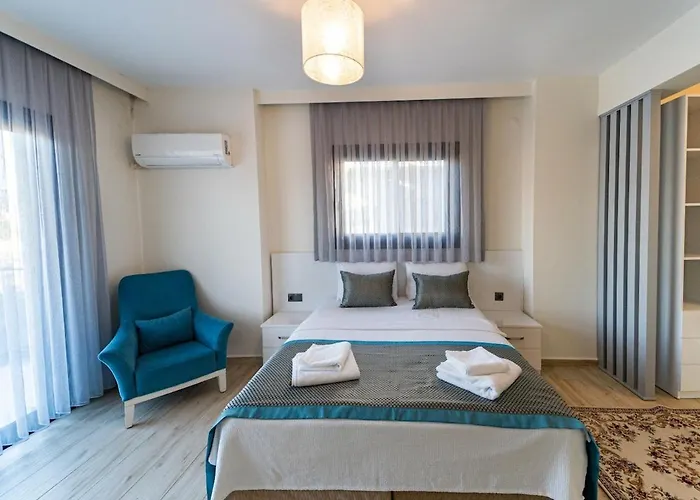 Villa Merkezde Muhtesem Havuzlu *