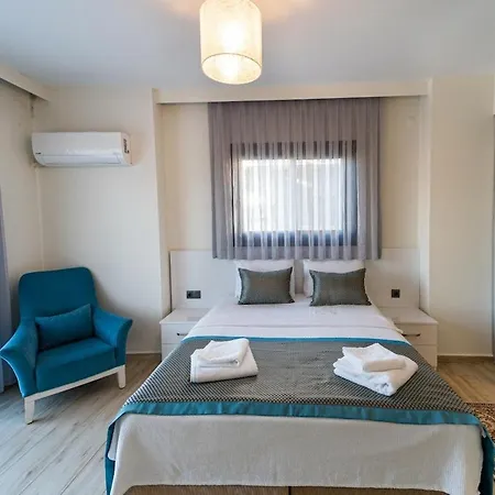 Vila Merkezde Muhtesem Havuzlu *