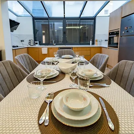 Merkezde Muhtesem Havuzlu * Fethiye